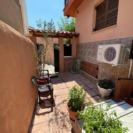 Ano Poli 1 Apartment Thessaloniki